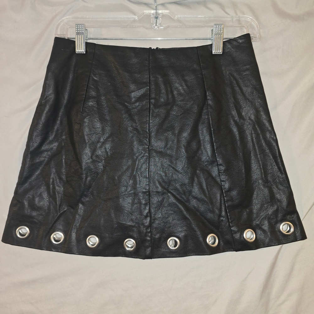 Forever 21 Mini Skirt Size S Women Black Faux Leather Grommet Hem A-Line